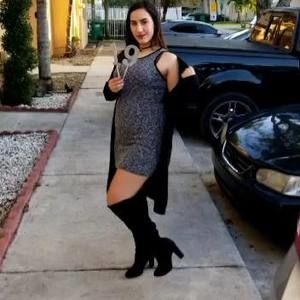 Meet your Posher, Daniela